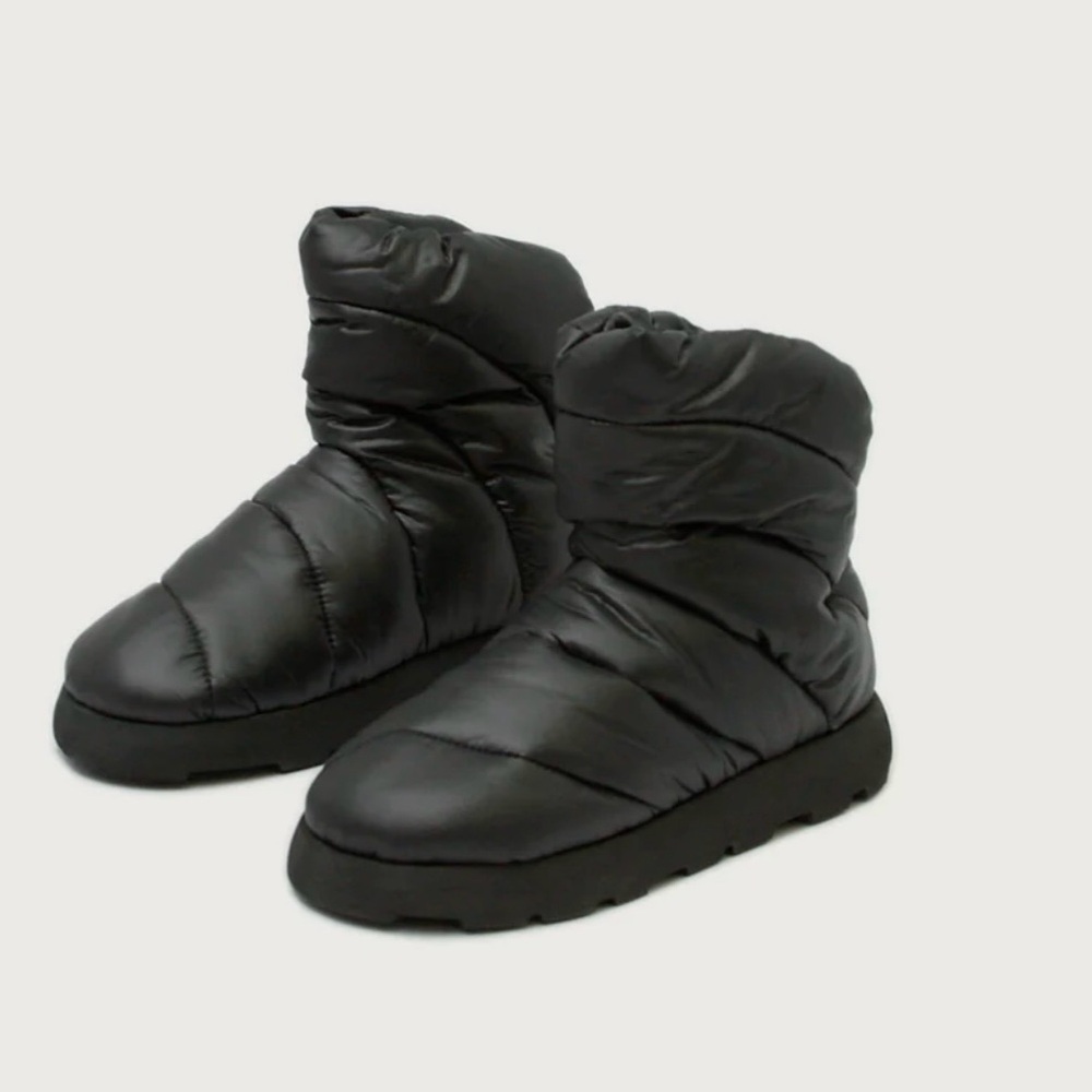 Piumestudio Luna Puffer Winter Boots Black Size 8 NWT